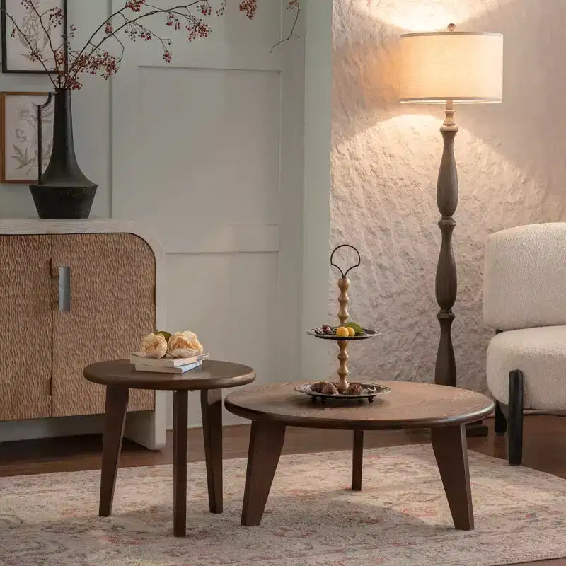 Maxax 31.4 Round Wooden Coffee Table, 3-Tapered Leg Mid-Century Coffee Table for Boho/Farmhouse/Modern Spaces