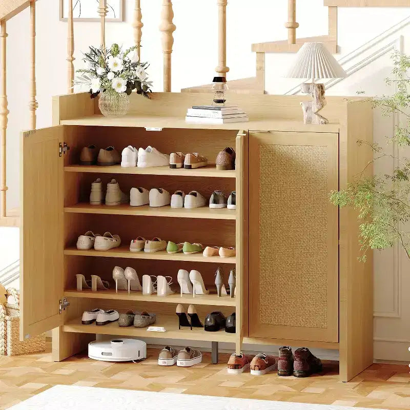Shoe rack storage cabinet at the entrance, with a door and adjustable, suitable for corridors and living rooms, made of light oak material
